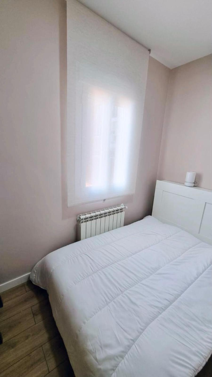Acogedor Apartamento En Atocha By Bebalmy Madrid Esterno foto